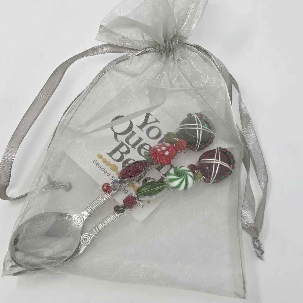 The Queen‎ Bead Christmas Charcuterie Set Beaded Spoon & Fork 6